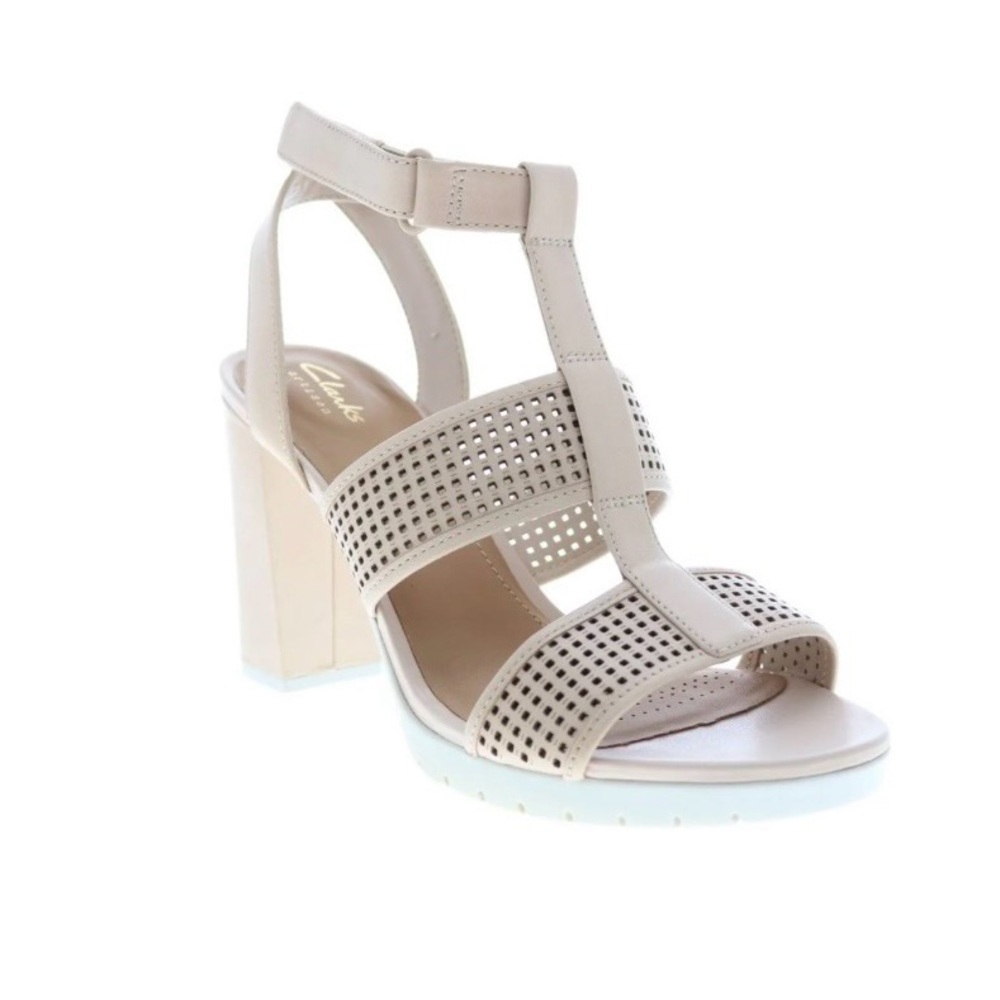 Clarks Women's Pastina Castle Sandal Size 9 Block Heel Nude Tan Leather Strappy